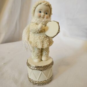 SNOWBABIES PLAYING A TAMBORINE MERRY MUSIC MAKER BAND SNOW DREAMS IN BOX